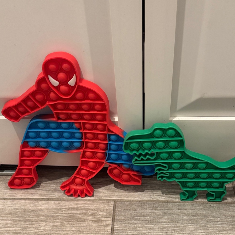 Spiderman and dinosaur Pop Fidget Toy Set
